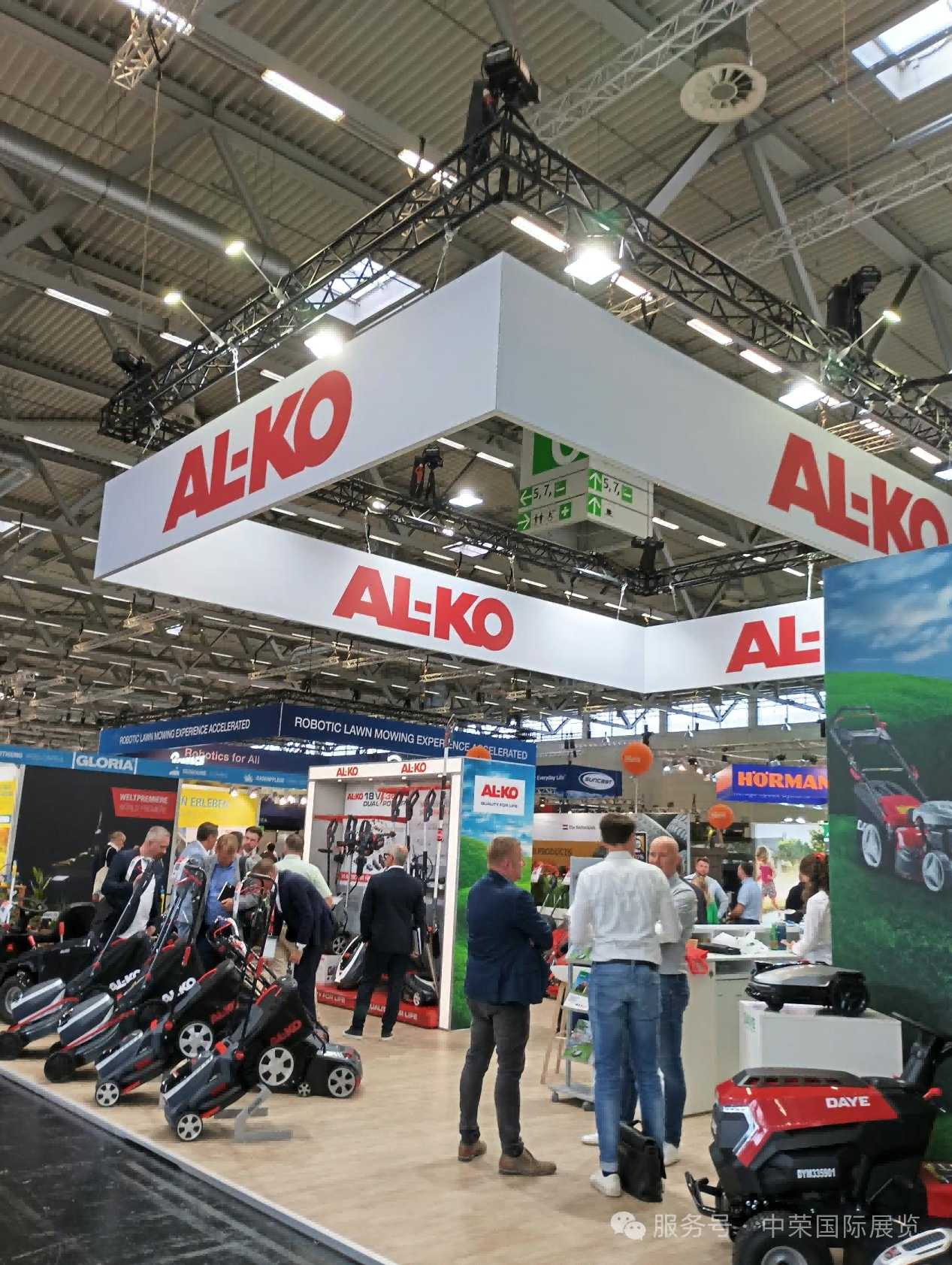 ea545025f4099a1bfa28e816ebd748a4